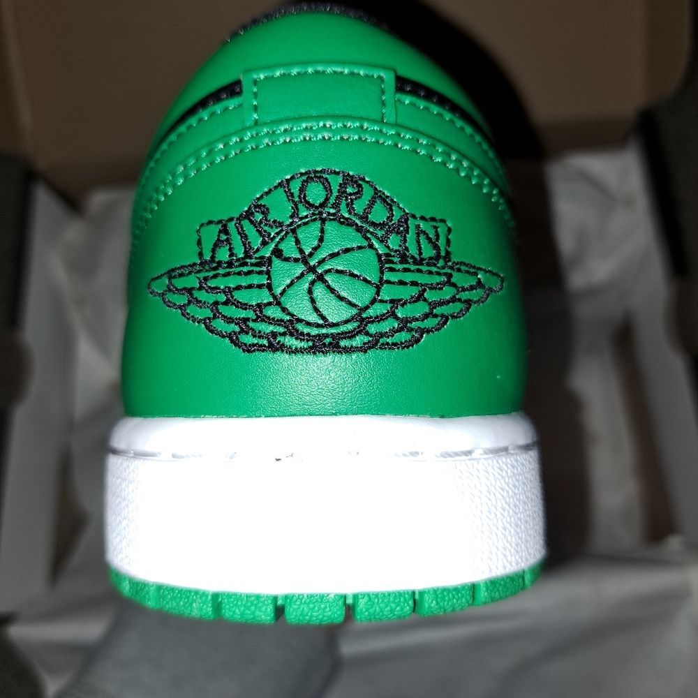 Nike, Jordan Men's Shoes Black and Green - Picture 2 of 14